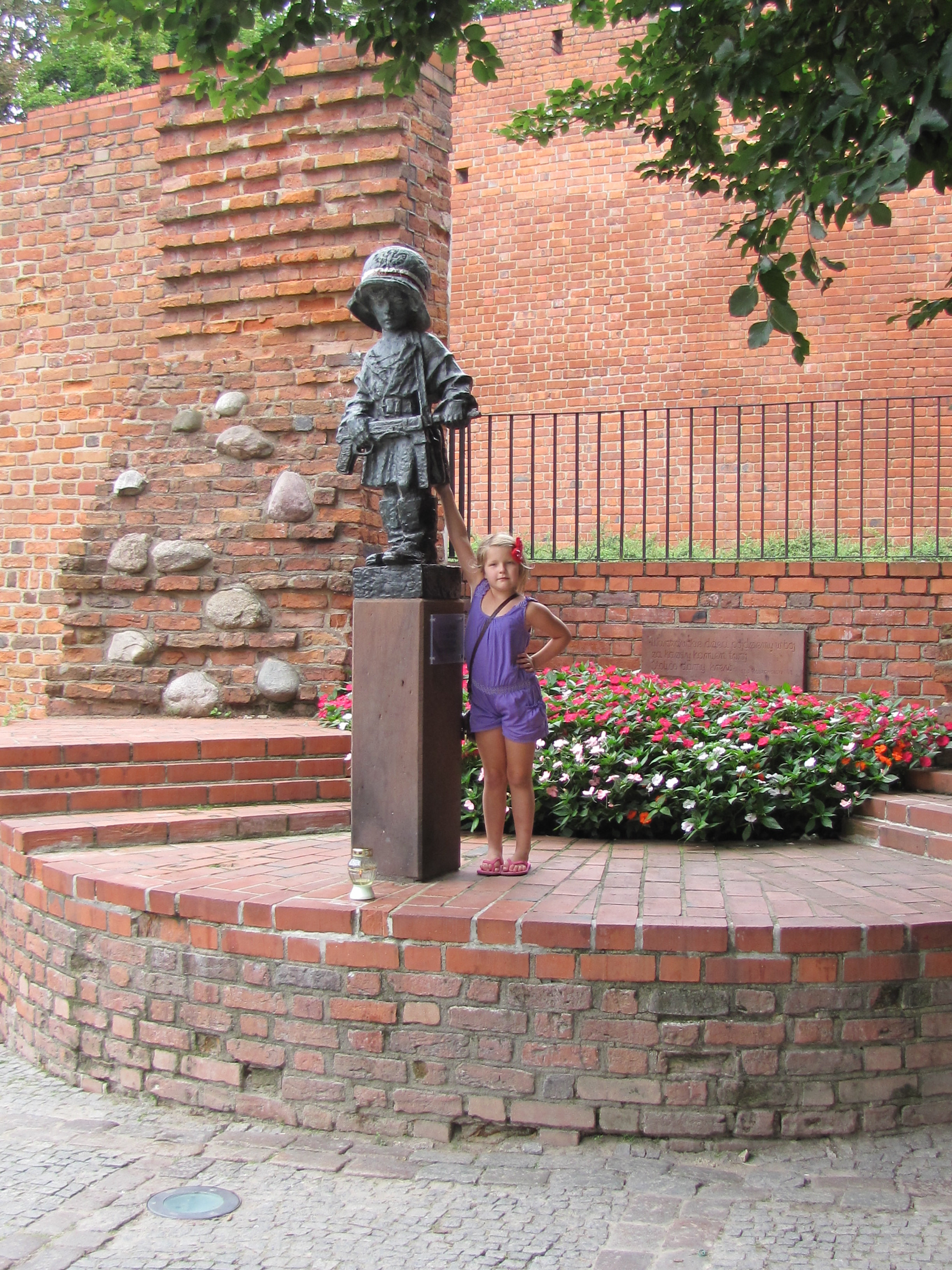 Statue of Child Soldier Warsaw