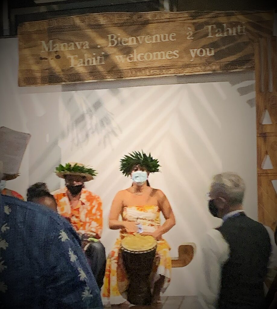 musical trio in Tahiti