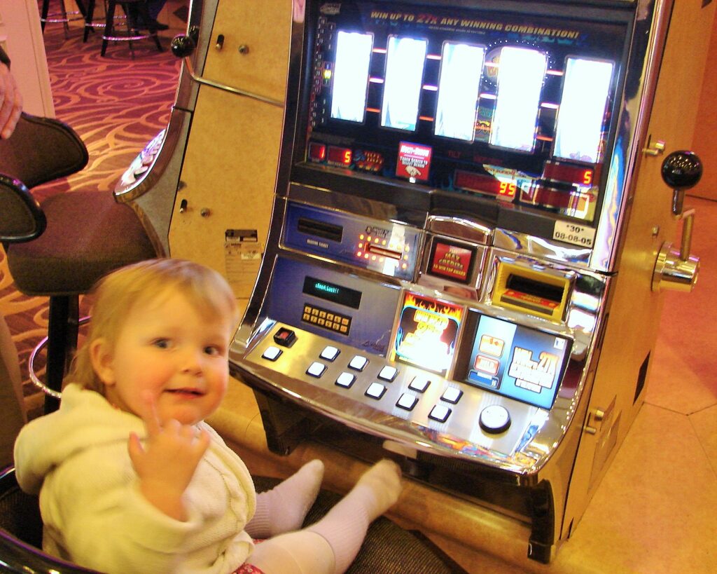 Moe at the slots in Vegas.