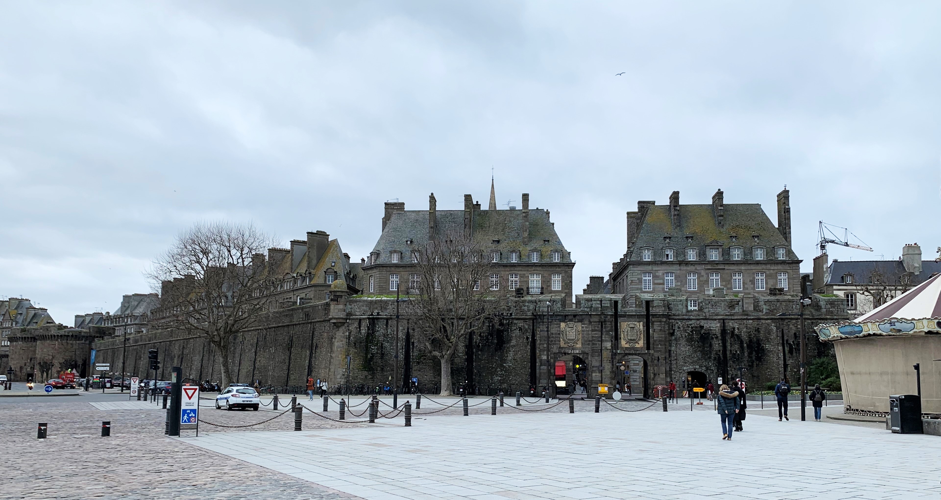 Not the main entrance to Saint Malo.