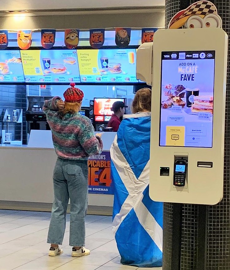 Scottish Girls in Sydney