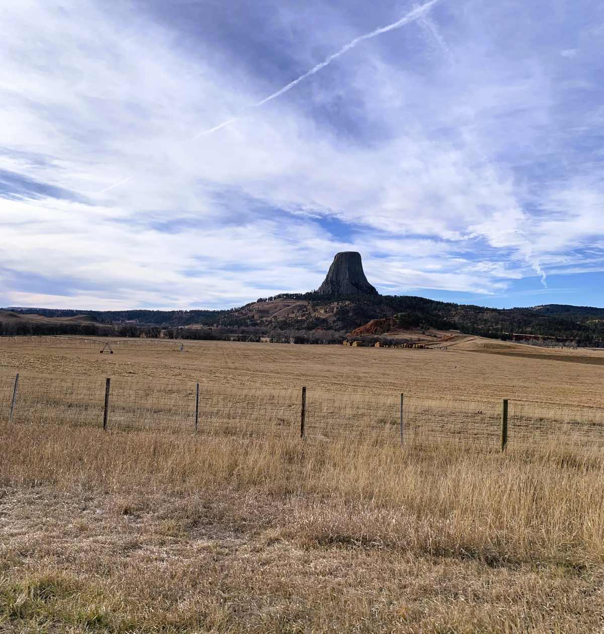 Devils tower distance
